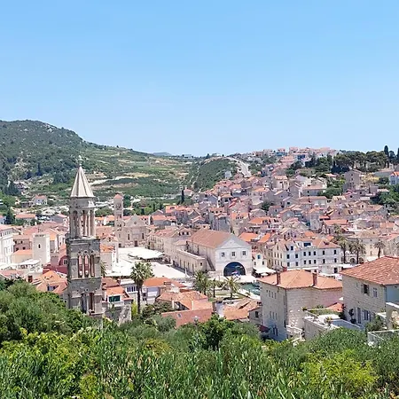 بيت ضيافة Luka 2