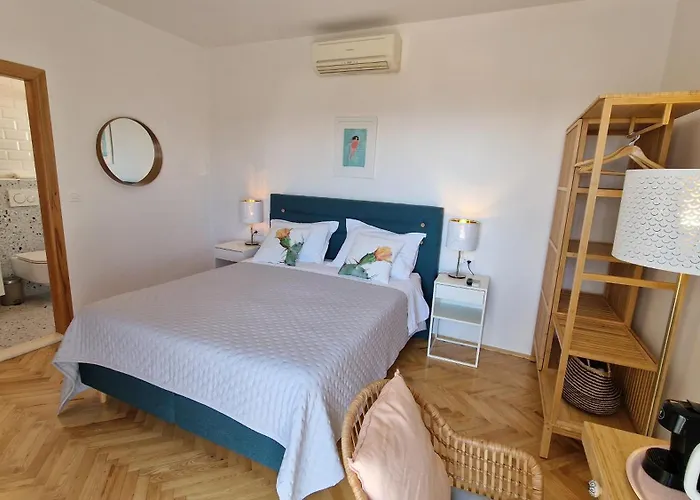 Gostinjska kuća Luka 2 4*